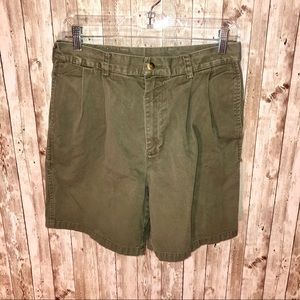 Nautica army green vintage mom style shorts 30